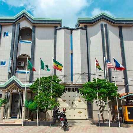 Benin Berge Hotel Котону Екстер'єр фото